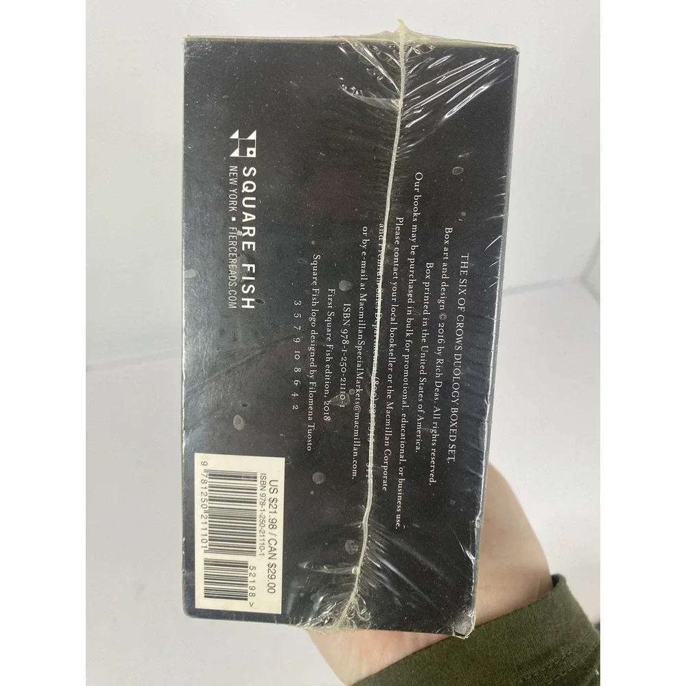 The Six of Crows Duology Boxed Set: Six of Crows and‎ Crooked Kingdom